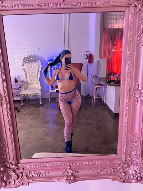 Jewelzblu