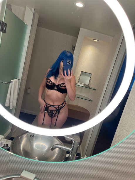 Jewelzblu