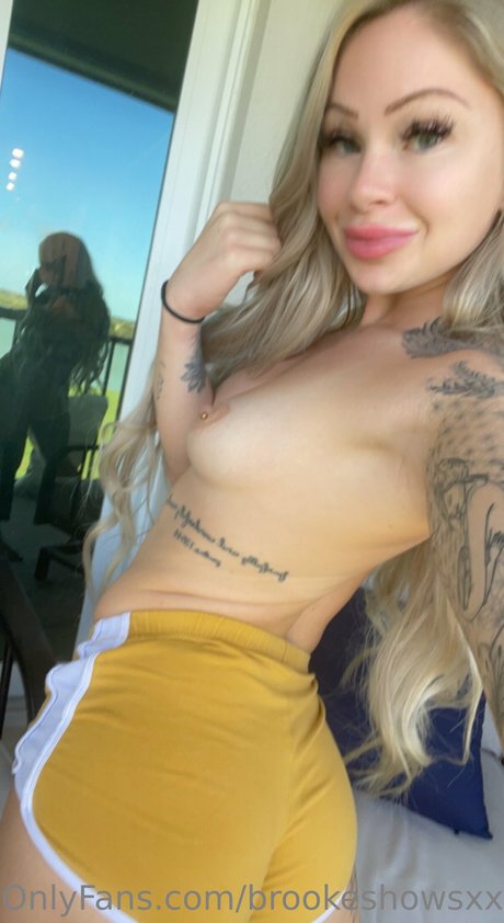 Nahá fotka uniklých OnlyFans od Brooke