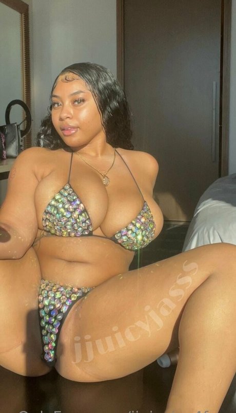 Naken lekkede OnlyFans-bilde av Babyface Jass