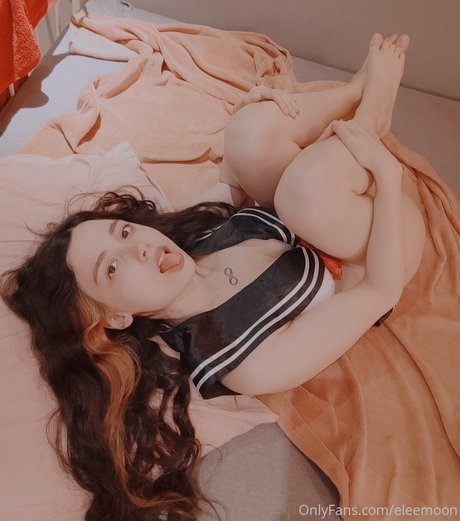 Nahá fotka uniklých OnlyFans od Eleemoon