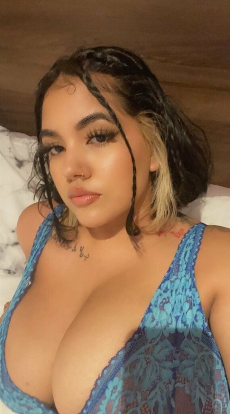 Alasti lekkinud OnlyFans-i pilt Boa Hancock
