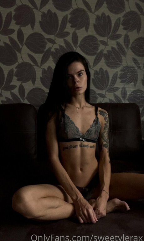 Nahá fotka uniklých OnlyFans od Sweetylerax