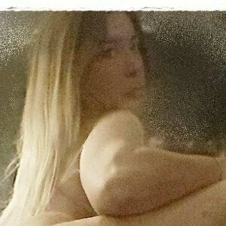 Naken lekkede OnlyFans-bilde av Debboracarl