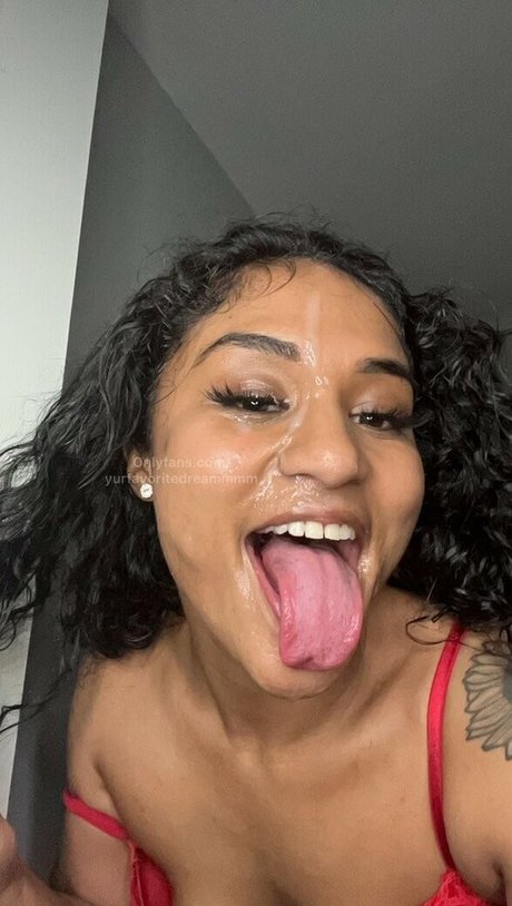 Naken lekkede OnlyFans-bilde av Yurfavoritedreammm