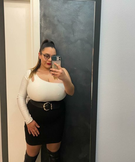 Nahá fotka uniklých OnlyFans od Letizia Scrivani