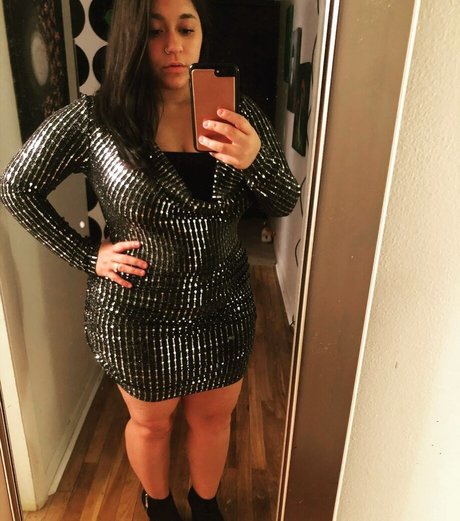 Nahá fotka uniklých OnlyFans od Rijayy