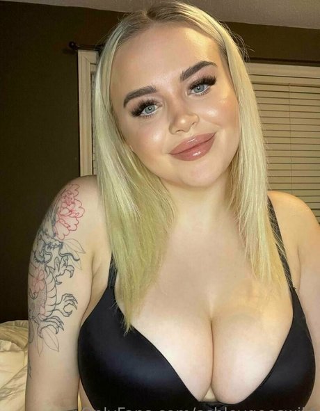 Ashleygoeswild