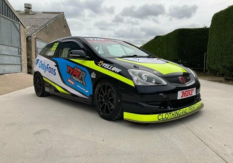 Naken läckt OnlyFans-bild av Mansellracing