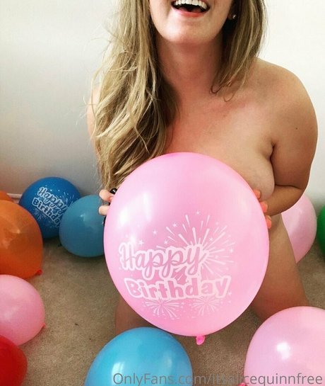 Nahá fotka uniklých OnlyFans od Itsalicequinnfree
