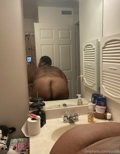 Nahá fotka uniklých OnlyFans od Justfat