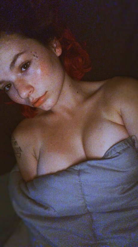 Alaston vuotanut OnlyFans-kuva Buttercupdaddy666