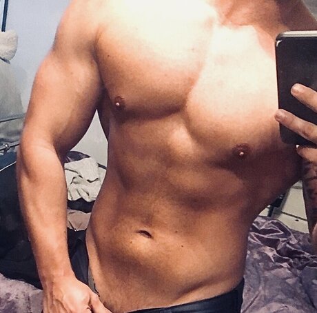 Naken lekkede OnlyFans-bilde av Spennas