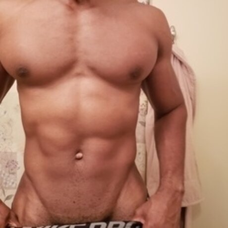Naken lekkede OnlyFans-bilde av Charlotteshyguy