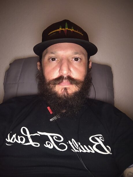 Alaston vuotanut OnlyFans-kuva Raddydaddy