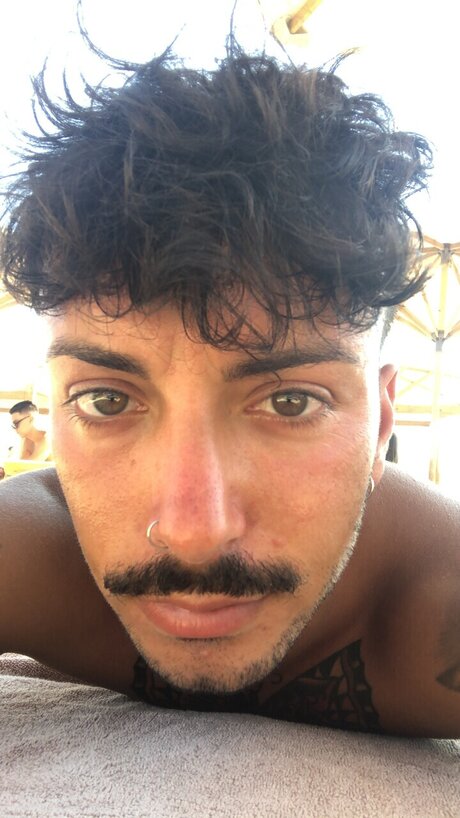Naken lekkede OnlyFans-bilde av Mattpalmiro