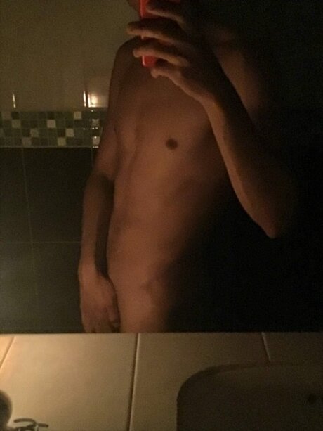 Nahá fotka uniklých OnlyFans od Rainbow