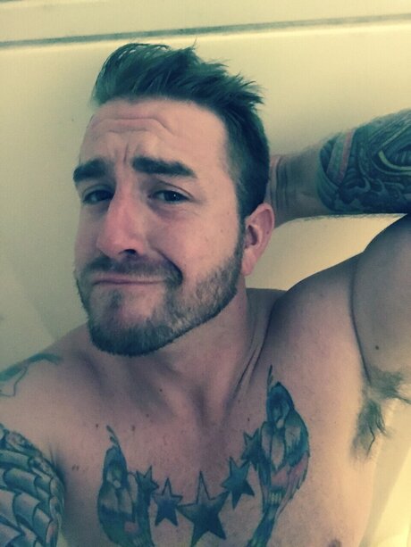 Naken lekkede OnlyFans-bilde av Jakey