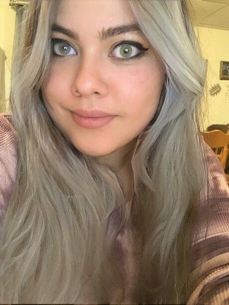 Naken lekkede OnlyFans-bilde av Toestoshow