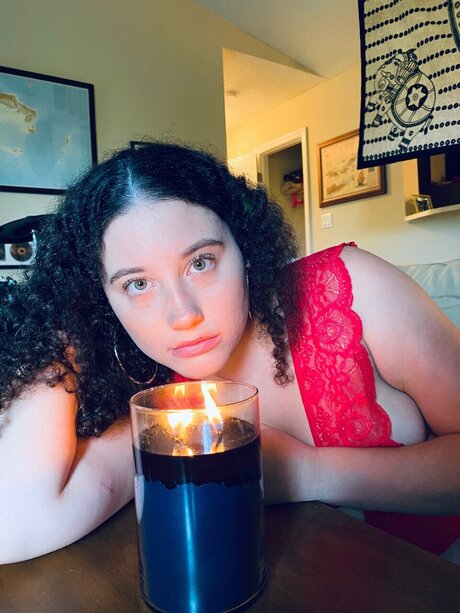 Naken läckt OnlyFans-bild av Playfulspirit88