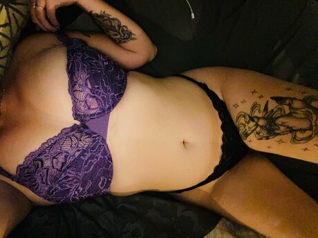 Naken lekkede OnlyFans-bilde av Danielle