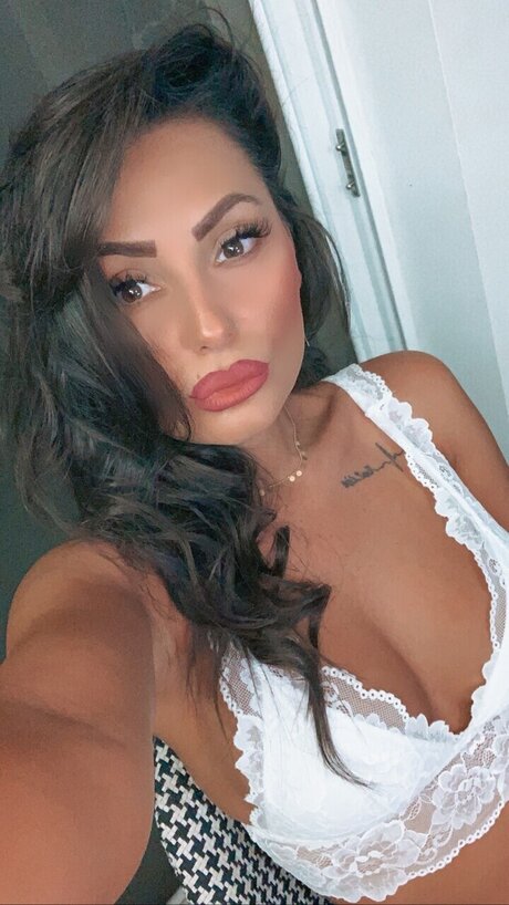 Nøgent lækket OnlyFans-billede af Evelyne