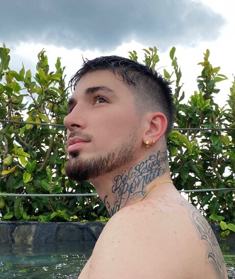 Naken lekkede OnlyFans-bilde av Camilo Colmenares