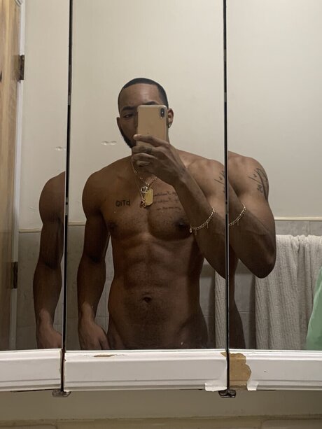 Nahá fotka uniklých OnlyFans od Ryeem