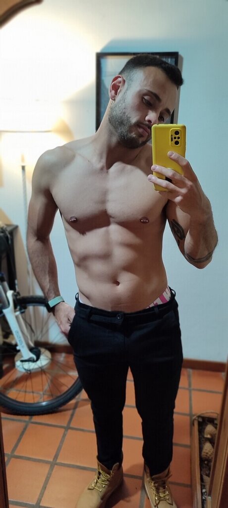 Naken lekkede OnlyFans-bilde av Marian