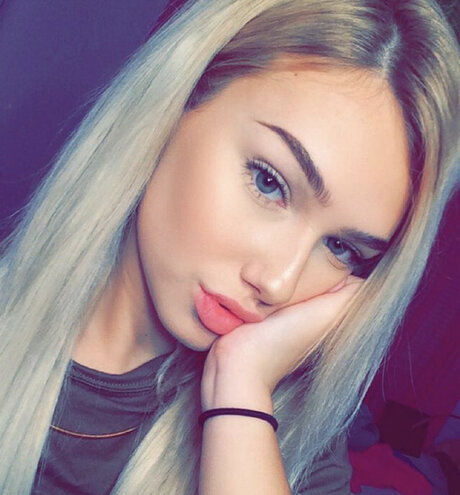 Nagie wyciekłe zdjęcie OnlyFans od Pearl