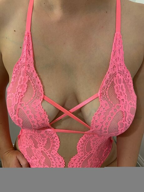 Foto nua vazada do OnlyFans de Uk Wife