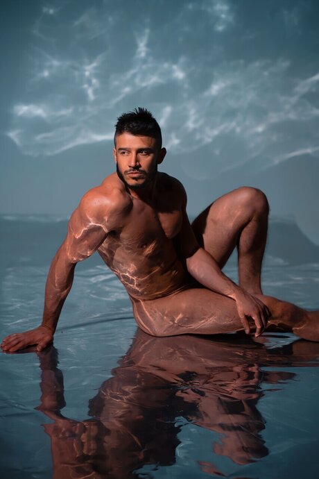 Naken lekkede OnlyFans-bilde av Dj Marcos Campos