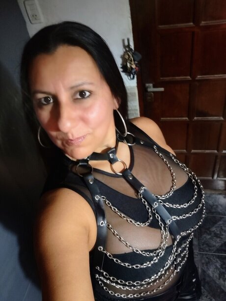 Naken läckt OnlyFans-bild av Missmazikeen77