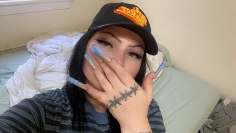 Naken lekkede OnlyFans-bilde av Venom Tha Doll