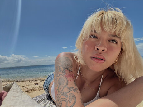 Naken lekkede OnlyFans-bilde av Isla 
