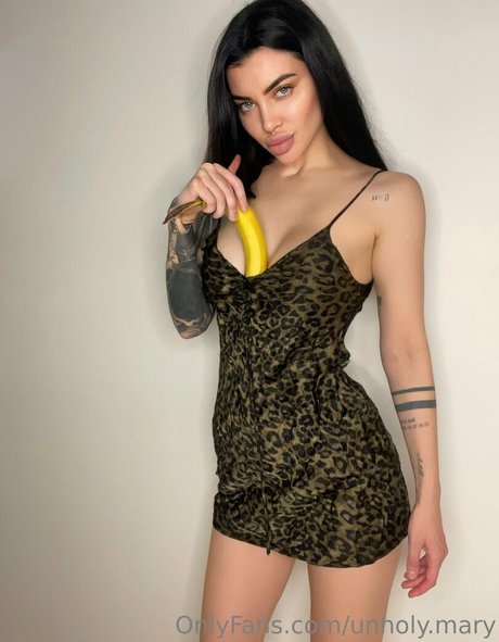 Nahá fotka uniklých OnlyFans od Unholymary