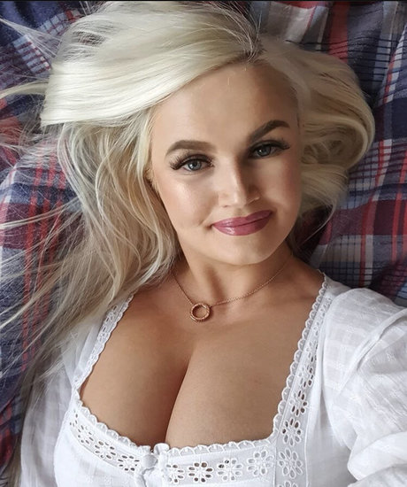 Zandra May OnlyFansリークヌード写真