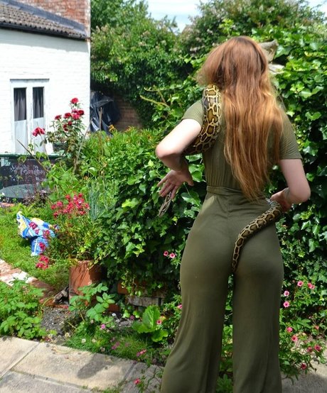 Nahá fotka uniklých OnlyFans od Sleepyvegan