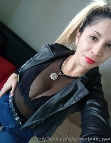 Givepleasuree