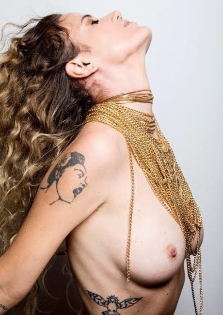 Ana Canas