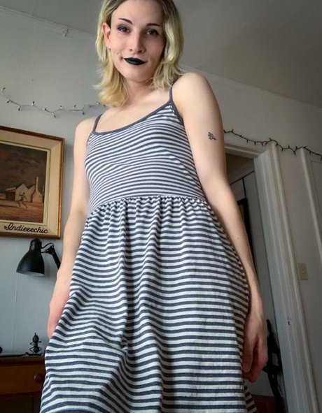 Nahá fotka uniklých OnlyFans od Indiechic