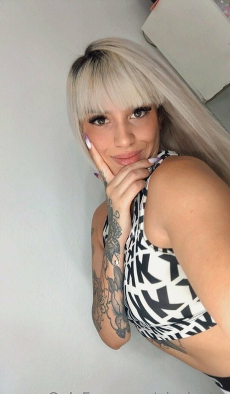 Nicoleebe