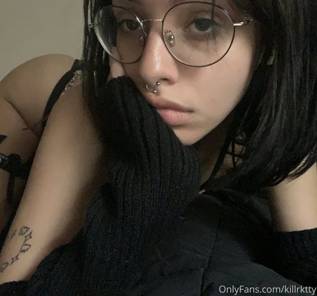 Nahá fotka uniklých OnlyFans od Ik1ttn