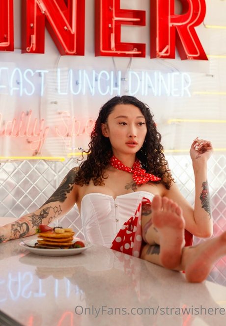 Nahá fotka uniklých OnlyFans od Billie Beaumont