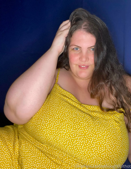 Athoughtfulthot