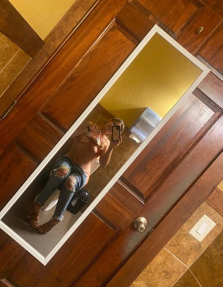 Photo nue de fuite OnlyFans de Adubprintin
