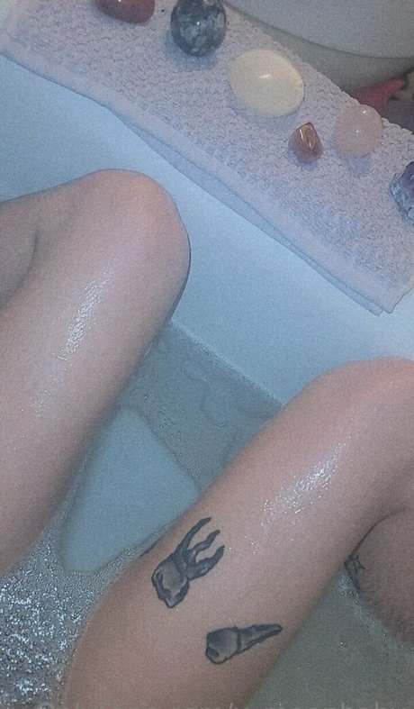 Xmoonbaby