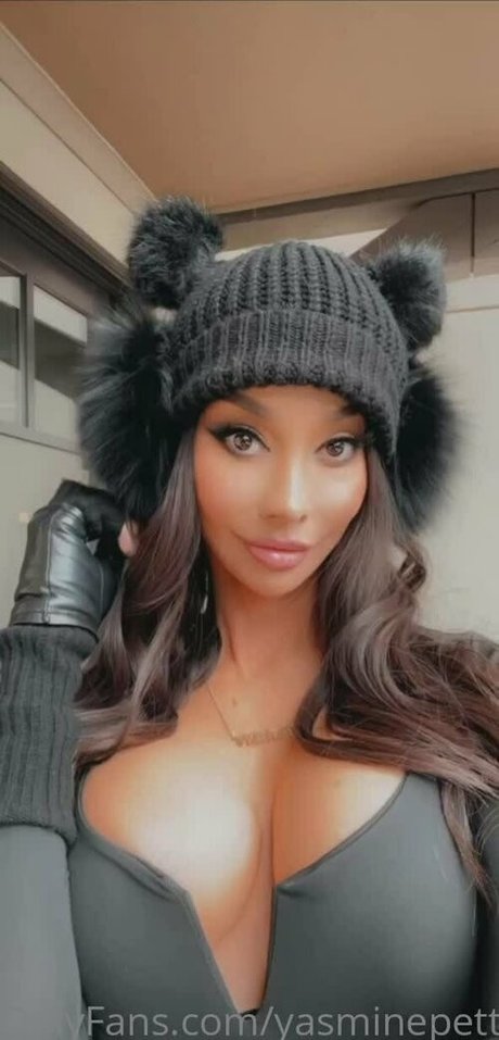 Yasmine Petty