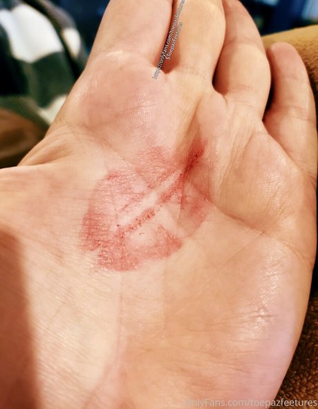 Toepazfeetures