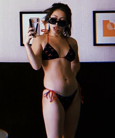 Naken lekkede OnlyFans-bilde av Glossyjocie